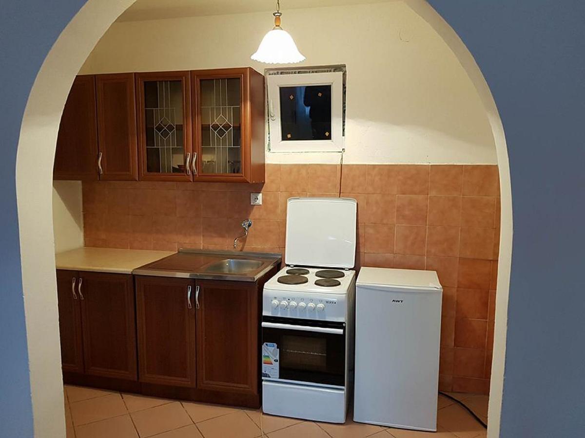 Apartment And Room Panorama Mostar Kültér fotó