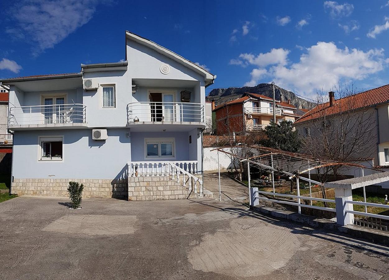 Apartment And Room Panorama Mostar Kültér fotó