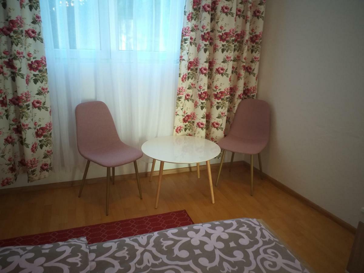 Apartment And Room Panorama Mostar Kültér fotó